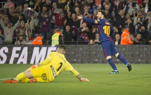 بارسلونا 3-1 لگانس: با مسی به سوی قهرمانی