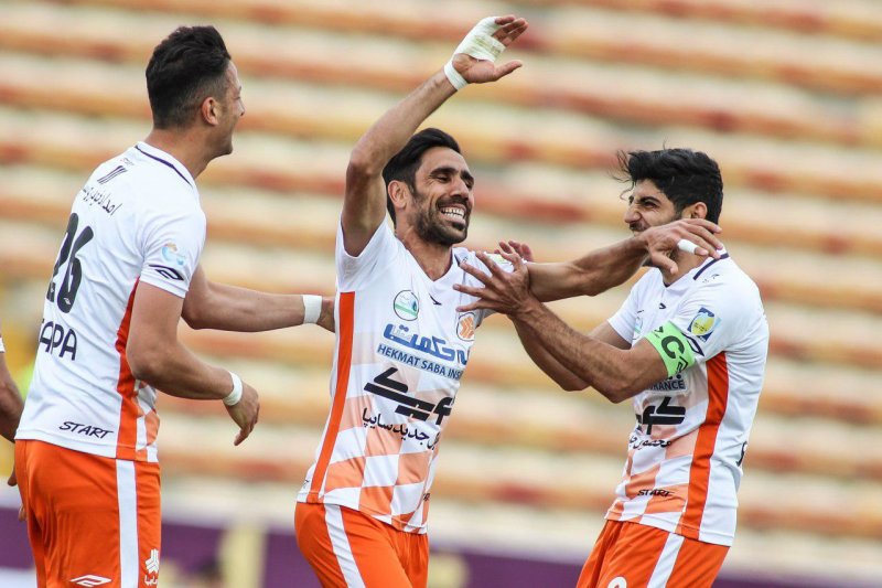 خالدی: اول سهمیه آسیایی، بعد نایب قهرمانی