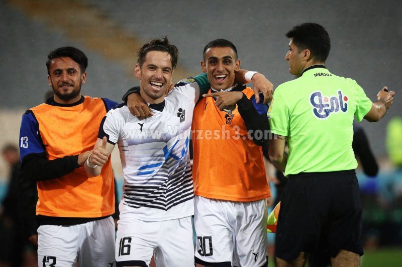 کاشته دیدنی برای گرم شدن لیگ