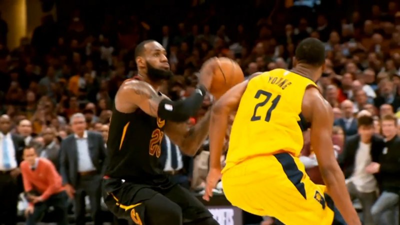 لیگ NBA؛ کلیولند با درخشش جیمز به نیمه نهایی رسید