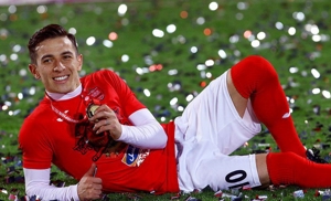 بشار نماند احمدزاده پرسپولیسی می‌شود