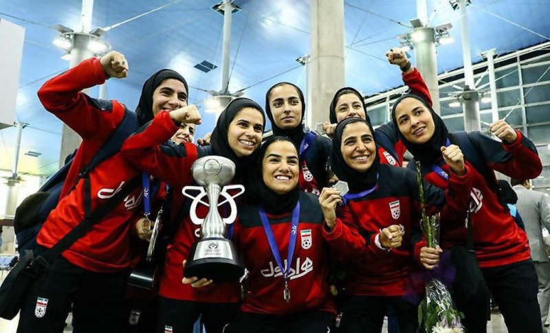 بانوان فوتبالیست ایران در جایگاه ۵۸ جهان