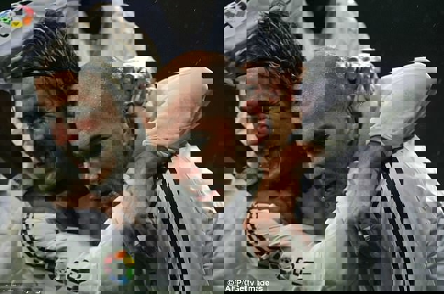 1304701