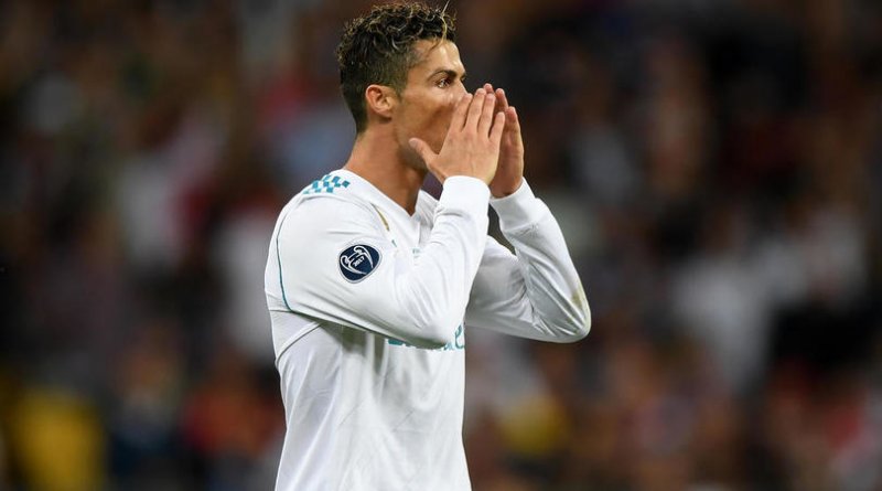 کاسمیرو: با رونالدو شرط بستم که در رئال میماند