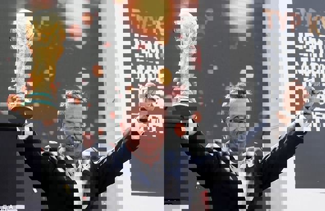 انتقاد ماتیوس از انقلاب یوآخیم لوو در مانشافت