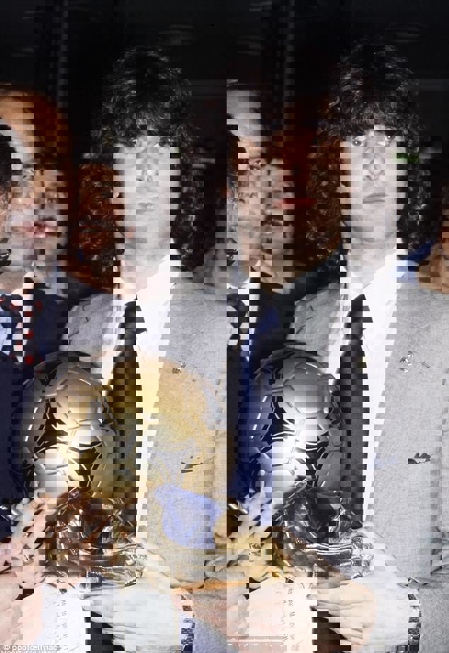 1307624