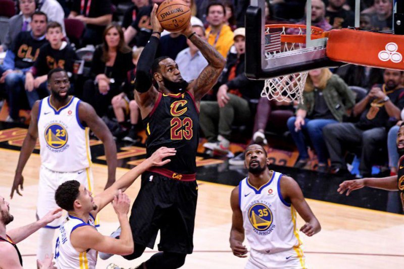 لیگ NBA؛ پیروزی پلیکانز با درخشش دیویس