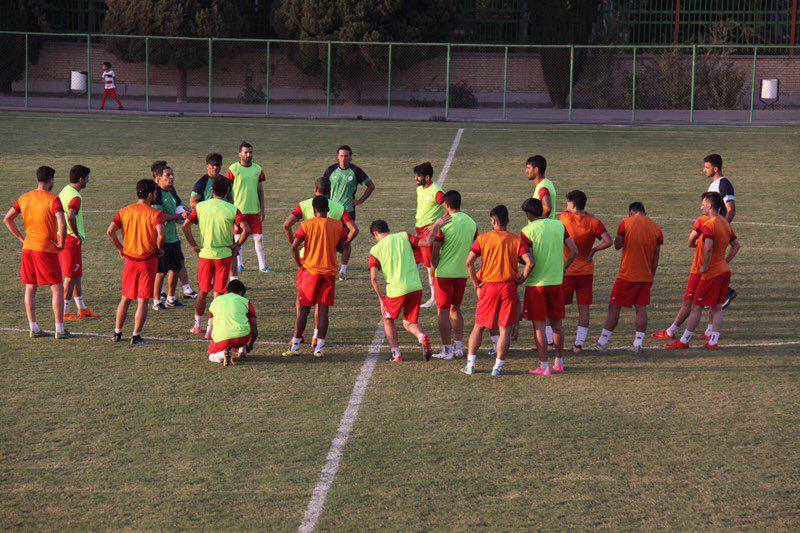 پیکان و فولاد رقبای تدارکاتی ذوب آهن