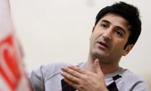 مهاجم سابق استقلال عزادار شد