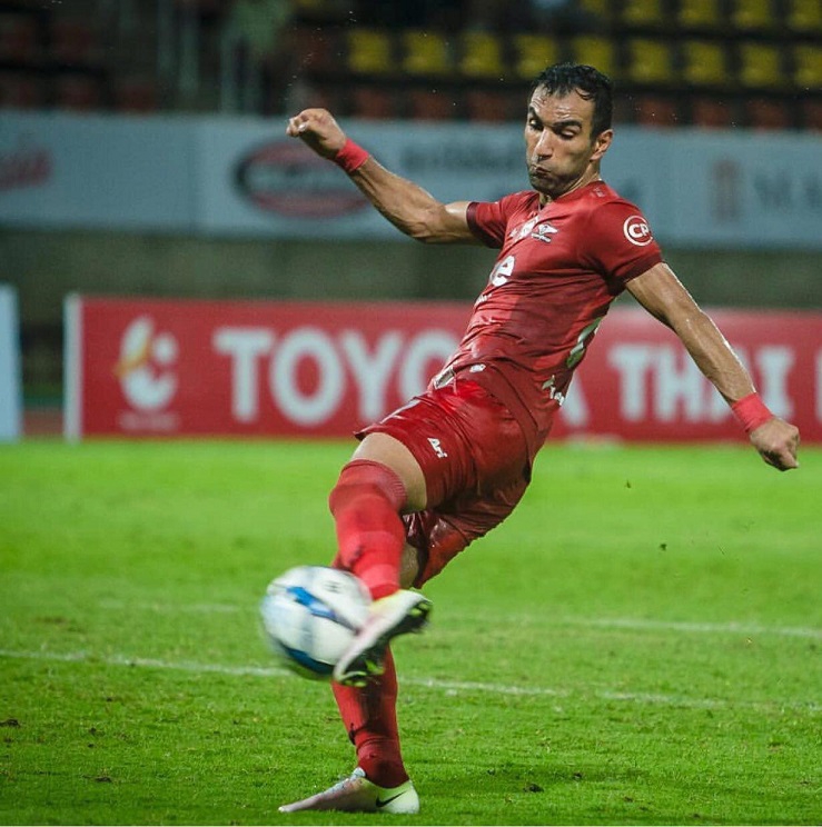 پولادی؛ امیدوار به قهرمانی در لیگ تایلند
