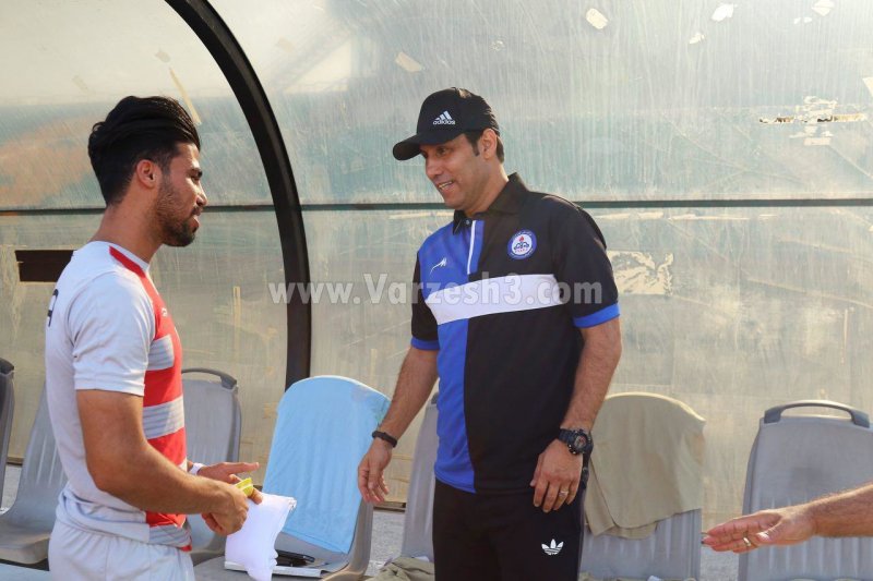 دشتی به تیم بچه محلهایش رسید