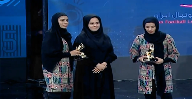 درخواست خانم‌گل‌ها: لطفا تیم ملی داشته باشیم