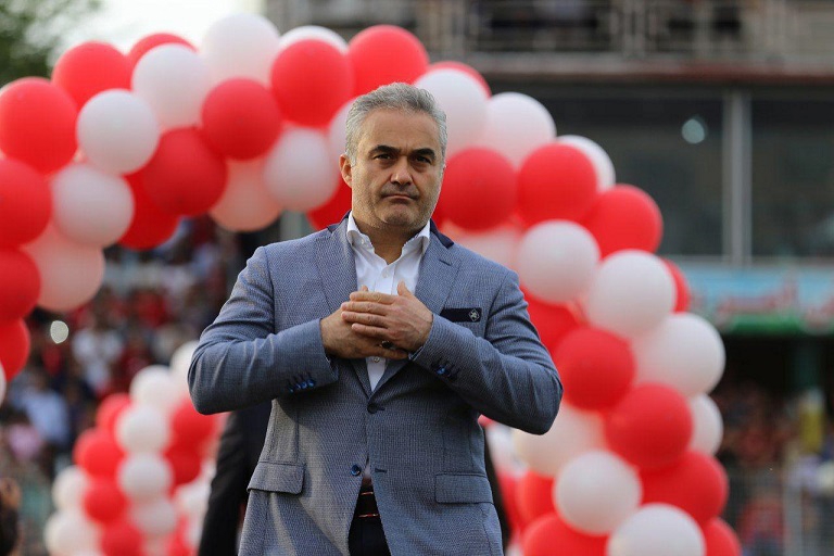 حمایت مالکان و مدیر نساجی از جواد نکونام
