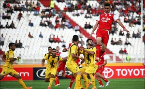 نفت مسجدسلیمان 0- تراکتور 0؛ راضی از مساوی