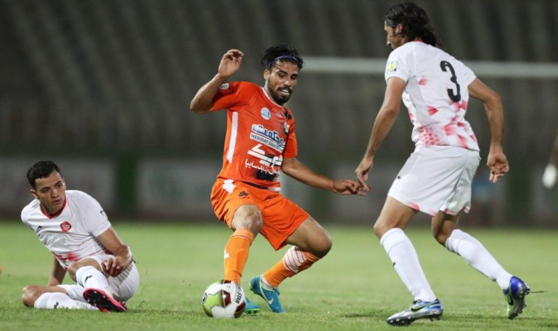 دشتی: سایپا مریض شده؛ کمک کنید!