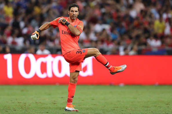 پیراهن شمارهی 1 پیاسجی به بوفون رسید