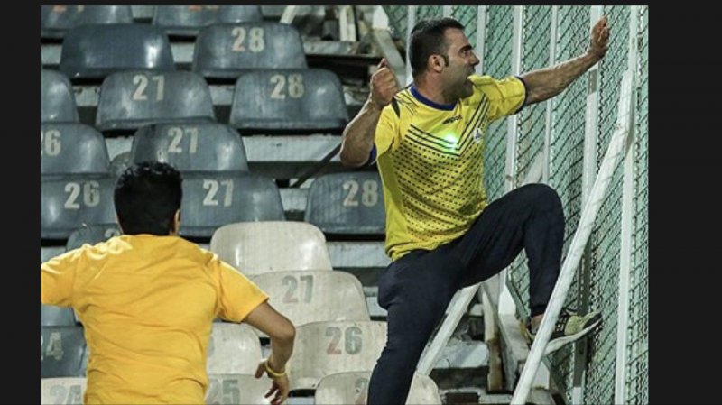 گفت و گو با مرد ناشناسی که چاقو داشت