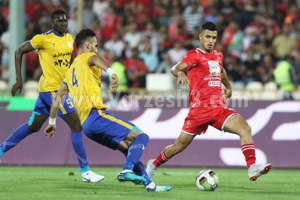 علیپور؛ یک ساعت بدون لمس توپ در محوطه!