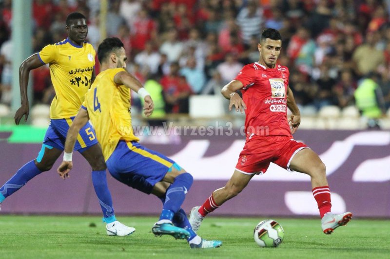 علیپور؛ یک ساعت بدون لمس توپ در محوطه!