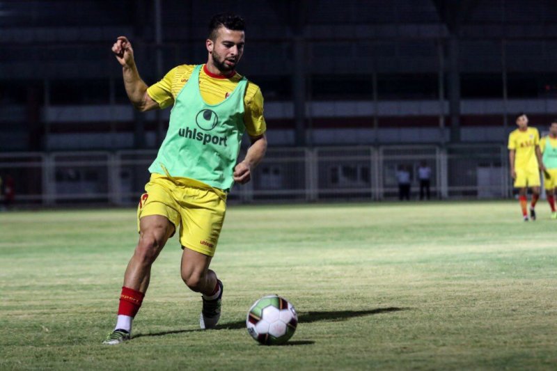 سروش به دنبال گل چهارم در مقابل استقلال