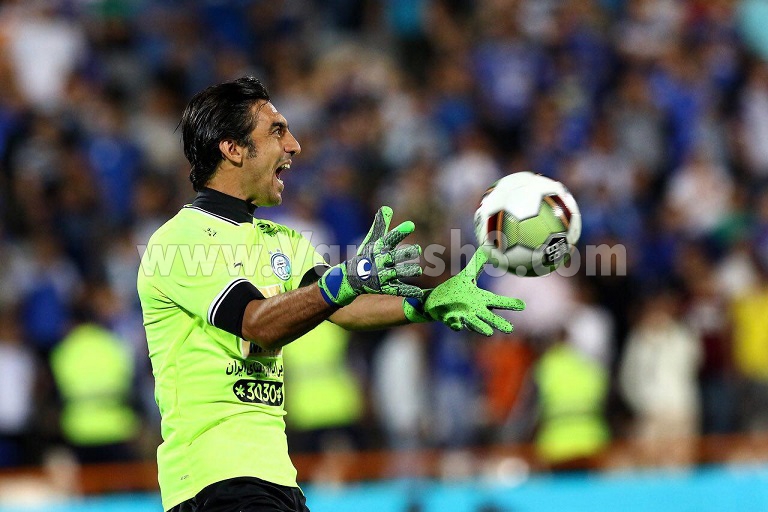 رحمتی: ما به پرسپولیسیها زنگ نزدیم