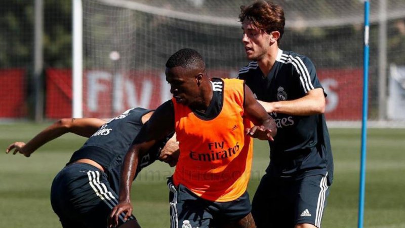 وینیسیوس نیست؛ رئال با 20 بازیکن به کاتالونیا رفت