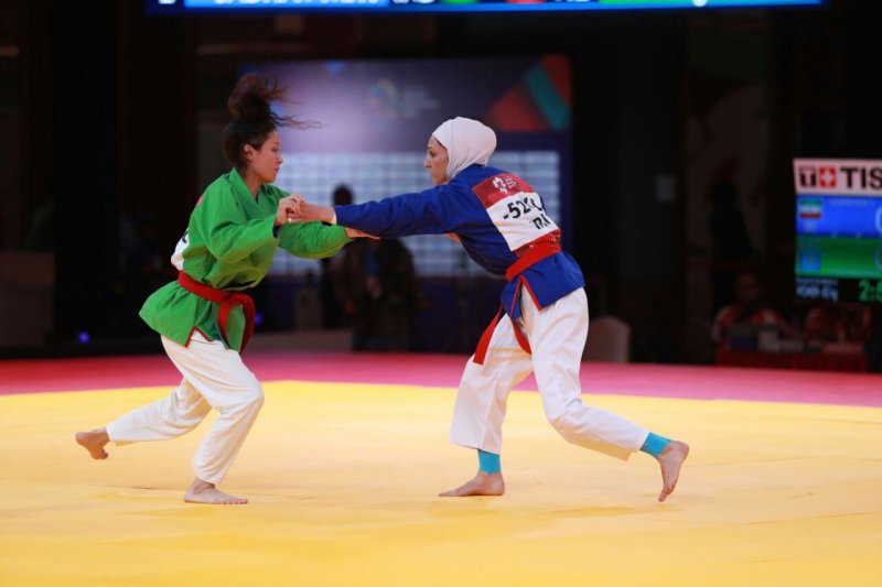 دختر کوراش کار هم با پیروزى استارت زد