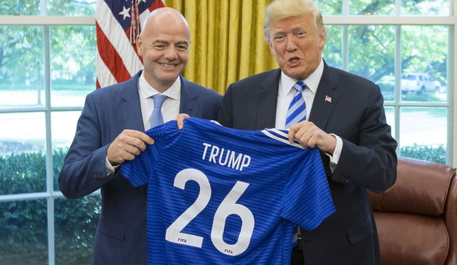 کارت قرمز ترامپ به مطبوعات در دیدار با اینفانتینو