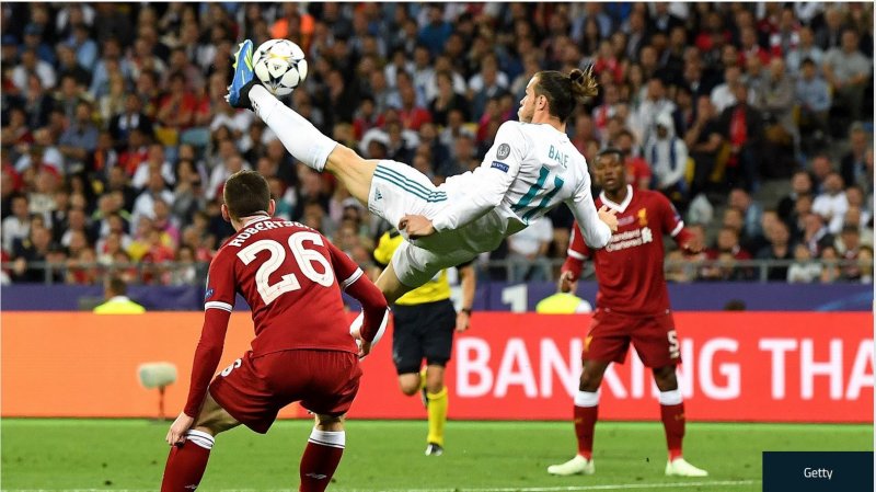 10 نامزد کسب عنوان پوشکاش معرفی شدند