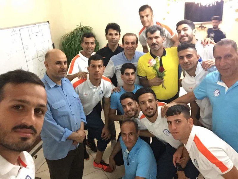 جشن تولد در اردوی آبیها قبل از جام حذفی