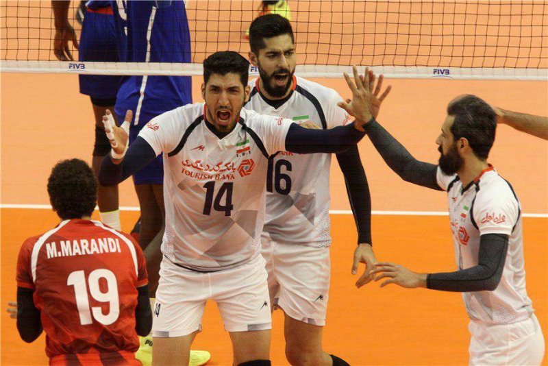 شکست لهستان؛ تنها راه فرار از گروه مرگ(جدول)