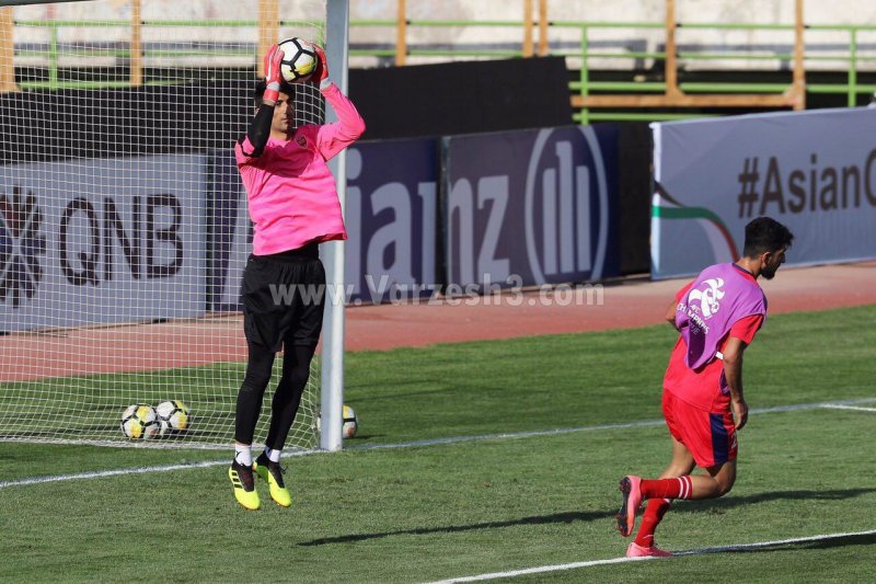 مانور محبوبیت دروازه‌بان‌های سرخابی در آزادی