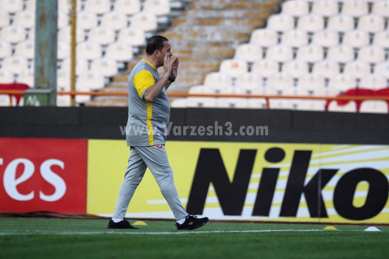 نبیل معلول از سجده شکر تا احتمال اخراج(عکس)