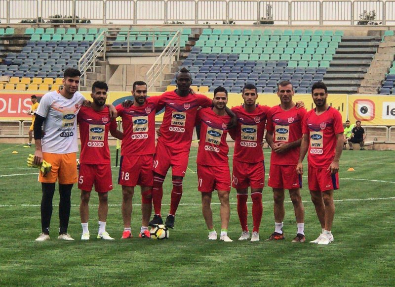 کاروان پرسپولیس به دوحه رسید
