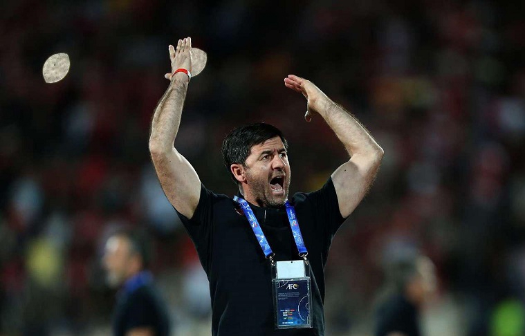 چرا همه کریم باقری را دوست دارند؟