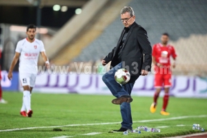 تعویض طلایی بعد از 90 دقیقه حرص و جوش (عکس)