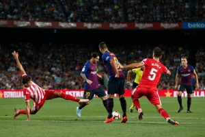 بارسلونا 2-2 خیرونا: لغزش اول در نوکمپ