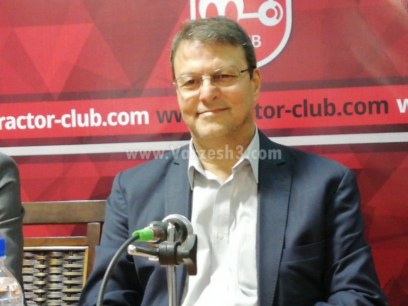 اسدی: هواداران تراکتورسازی مربی پر شور میخواهند