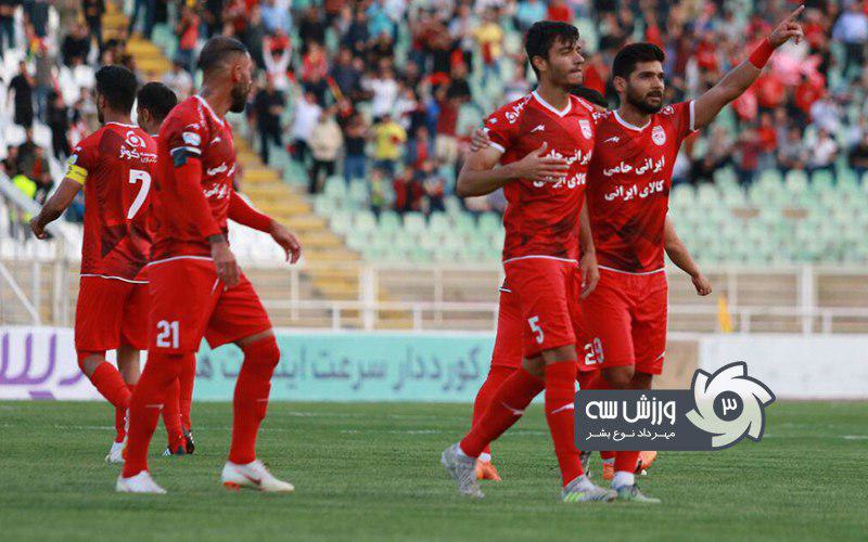 عبداللهزاه: به پیراهن تراکتور عرق و تعصب دارم