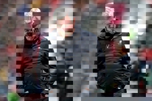 اخراج استیو بروس، اولین اقدام مالک جدید نیوکاسل