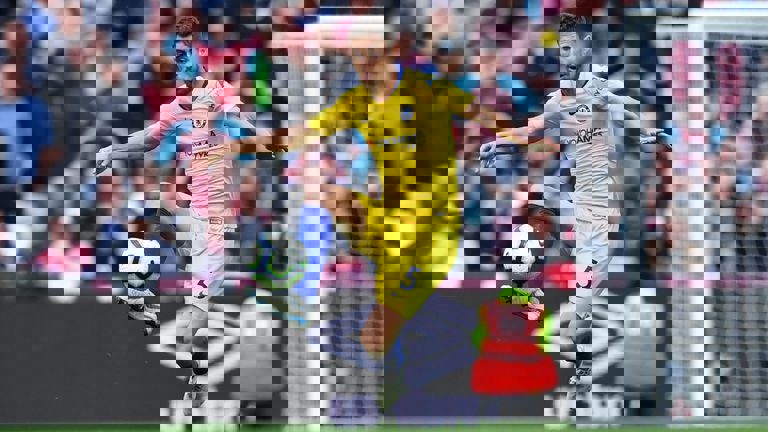 1342495