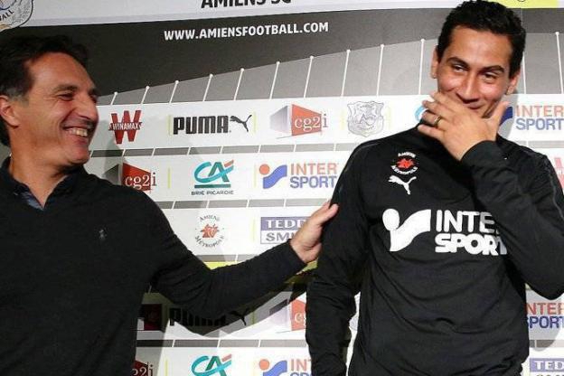 پلیسیر: قدوس با توپ جادو میکند