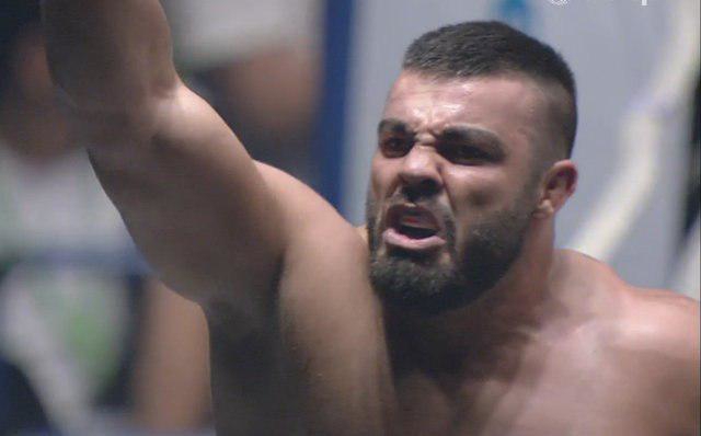 امیر علیاکبری: آماده مبارزه با واخایف روس میشوم