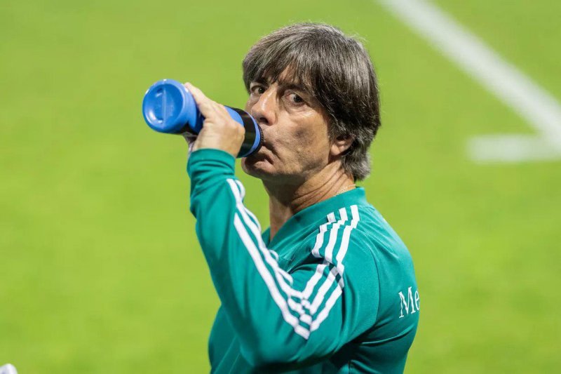 امید لوو به ستارههای جوان برای بازسازی مانشافت