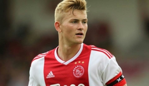 ستاره هلند: بارسلون را به منچستر ترجیح می دهم