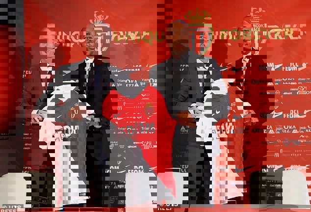 1345804