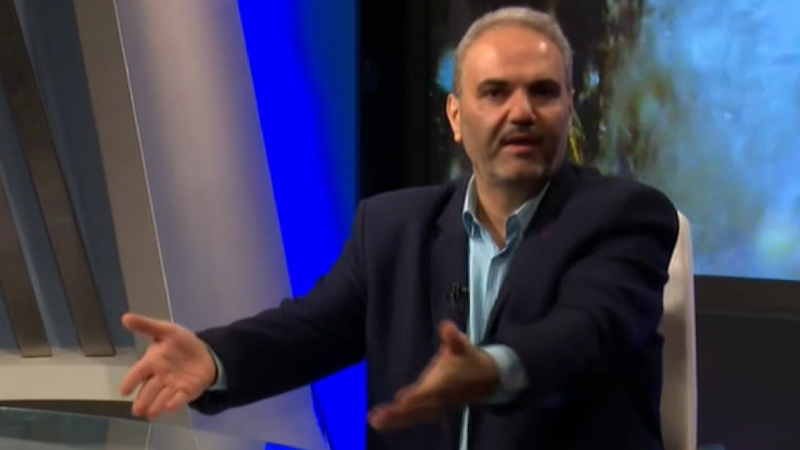 خیابانی: امیدوارم صدایم مردم را خوشحال کند