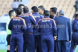 علی دایی با خنده شروع، با عصبانیت تمام کرد (عکس)