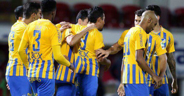 صدرنشینی آپوئل نیکوزیا بدون قوچاننژاد