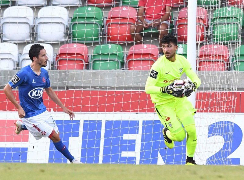 عابدزاده: کاسیاس بابت گرفتن پنالتی تبریک گفت